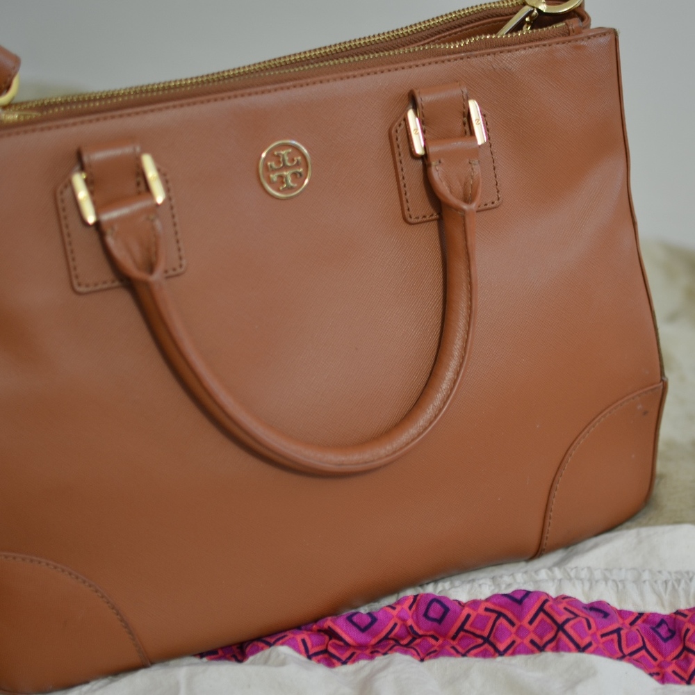 Tory Burch Robinson Tote Bag